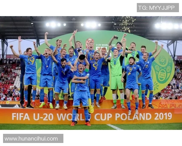 U20美国队对决乌克兰队青年足球赛场上的激烈碰撞与精彩瞬间 U20美国队对决乌克兰队青年足球赛场上的激烈碰撞与精彩瞬间