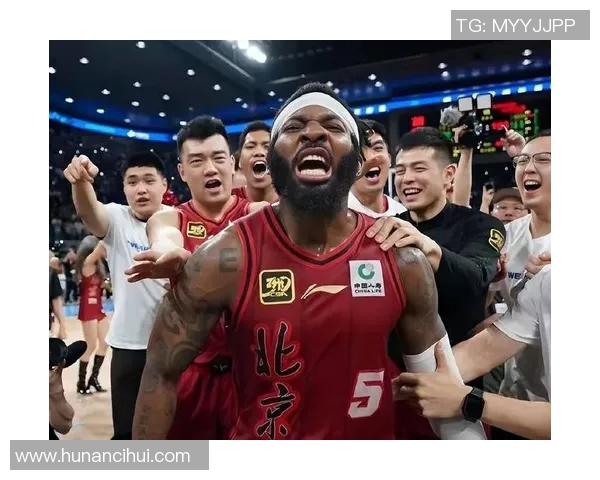 广厦与辽宁首场对决精彩纷呈球迷期待激烈角逐与精彩瞬间 广厦与辽宁首场对决精彩纷呈球迷期待激烈角逐与精彩瞬间