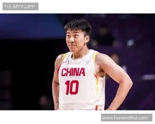 日本男篮与韩国男篮激战正酣谁将赢得亚洲篮球赛的荣耀之战