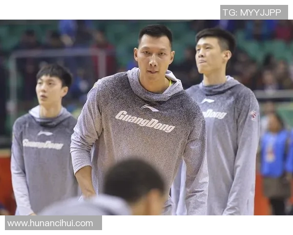 易建联:从篮球场上的传奇到人生舞台的多元发展之路 易建联:从篮球场上的传奇到人生舞台的多元发展之路