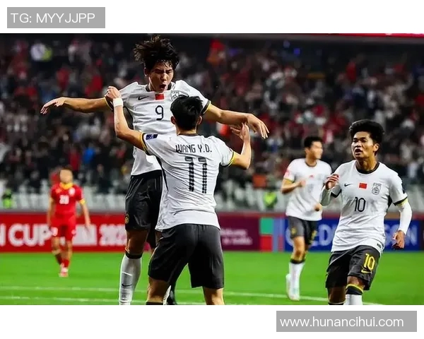 日本U20对决墨西哥年轻球队精彩碰撞引发全球关注 日本U20对决墨西哥年轻球队精彩碰撞引发全球关注