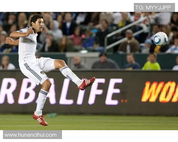 波兰特木材与洛杉矶银河的精彩对决分析与赛后点评 波兰特木材与洛杉矶银河的精彩对决分析与赛后点评