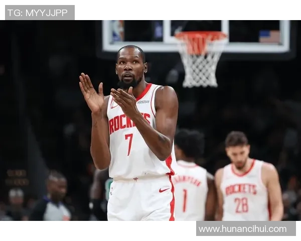 11月23日对阵雷霆的精彩回顾与赛后分析,球迷热议表现与战术调整 11月23日对阵雷霆的精彩回顾与赛后分析,球迷热议表现与战术调整